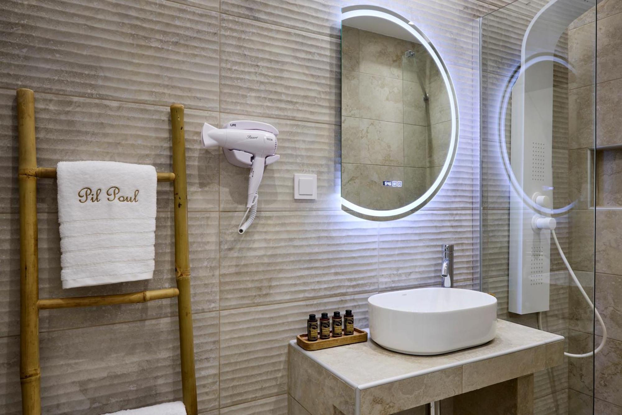 Pil Poul Athens Rooms Atenas Exterior foto